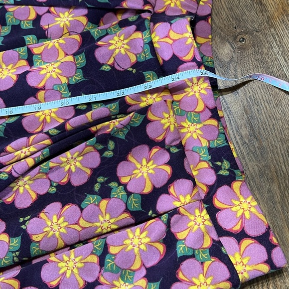Lularoe Skirt - Picture 3 of 4